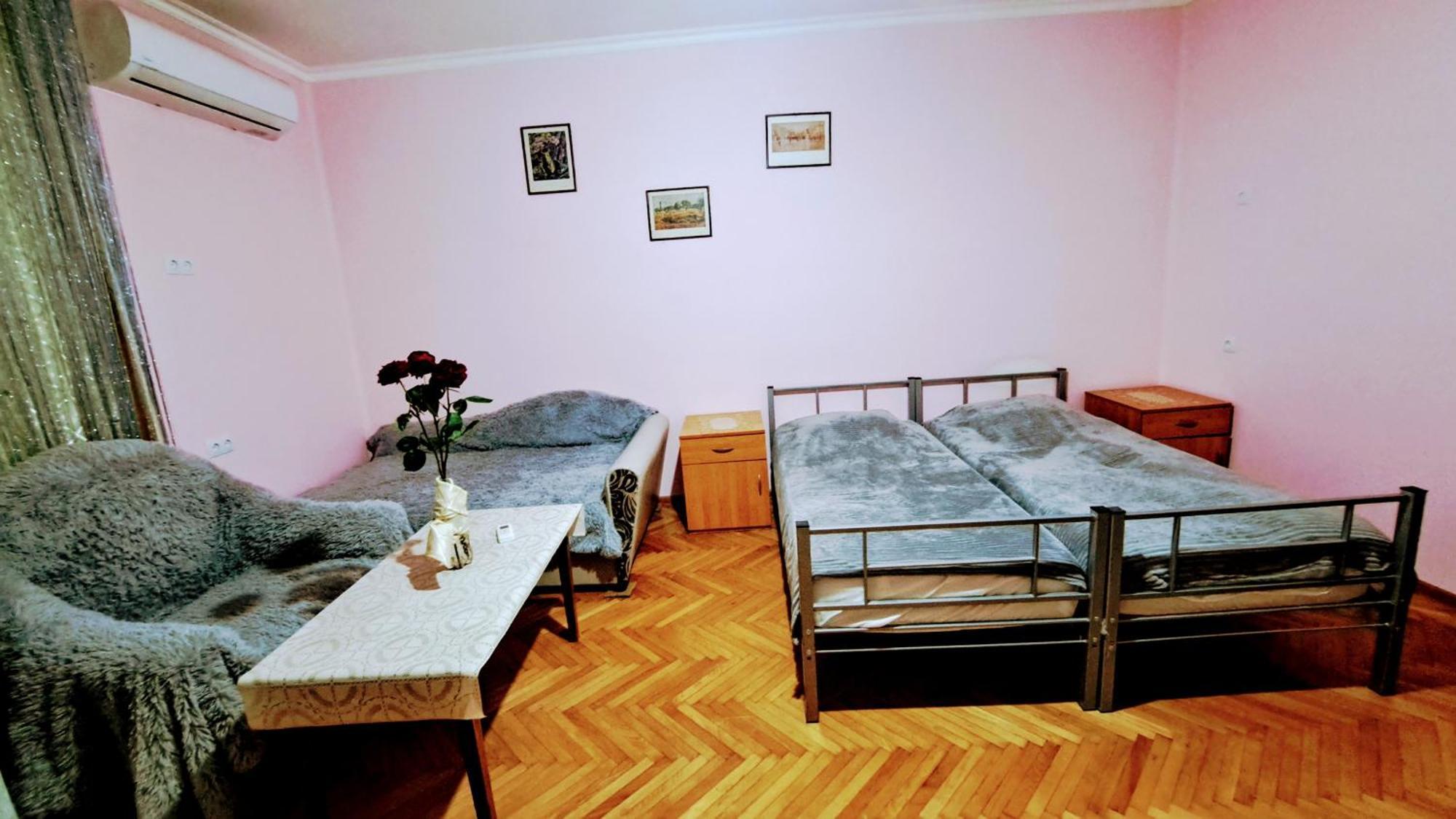 Beautiful Apartment In Old Tbilisi Exterior photo